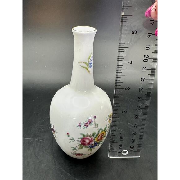 Vintage Tiny Minton China "Marlow" English Bud Vase 5 Inch - Picture 8 of 8